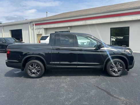 Used 2020 Honda Ridgeline Sport image 4
