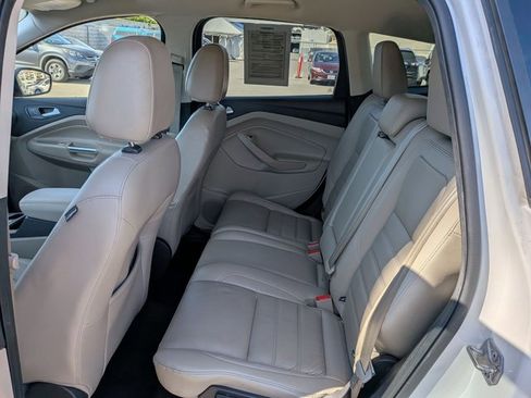 Used 2017 Ford Escape Titanium w/ Equipment Group 301A AWD/4WD image 19
