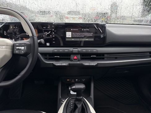 New 2026 Kia K4 GT-Line image 24