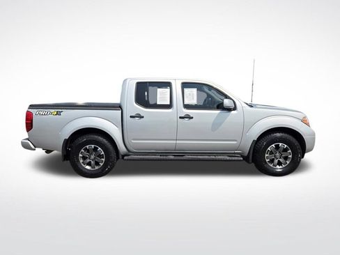 Used 2019 Nissan Frontier PRO-4X AWD/4WD image 2
