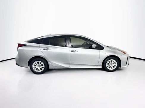 Used 2020 Toyota Prius LE FWD image 10