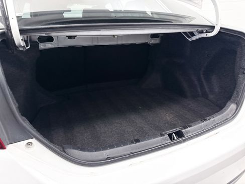 Used 2017 Toyota Corolla LE w/ Carpet Mat Package (TMS) FWD image 25