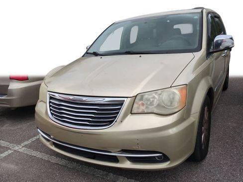 Used 2011 Chrysler Town & Country Touring-L w/ Entertainment Group #2 image 1