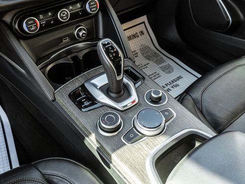 Used 2022 Alfa Romeo Stelvio Ti w/ Active Assist Plus Package image 22