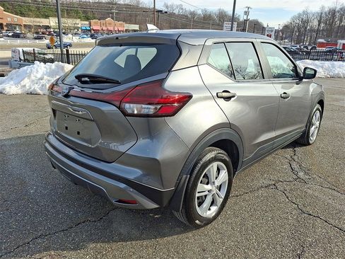 Certified 2023 Nissan Kicks S image 7