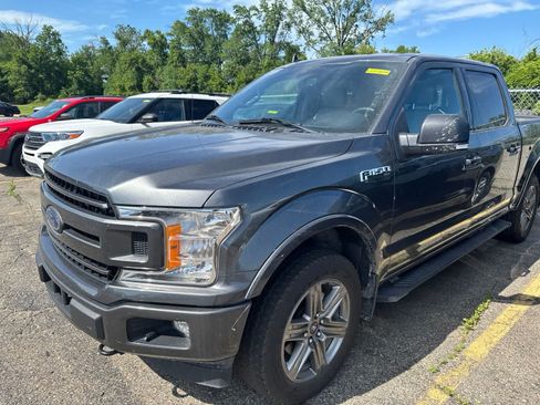 Used 2020 Ford F150 XLT w/ Equipment Group 302A Luxury AWD/4WD image 17