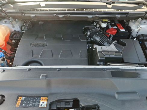 Used 2018 Ford Edge SEL w/ Equipment Group 201A AWD/4WD image 27