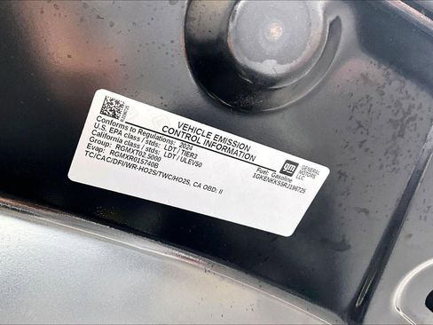 Used 2024 GMC Acadia Elevation image 33