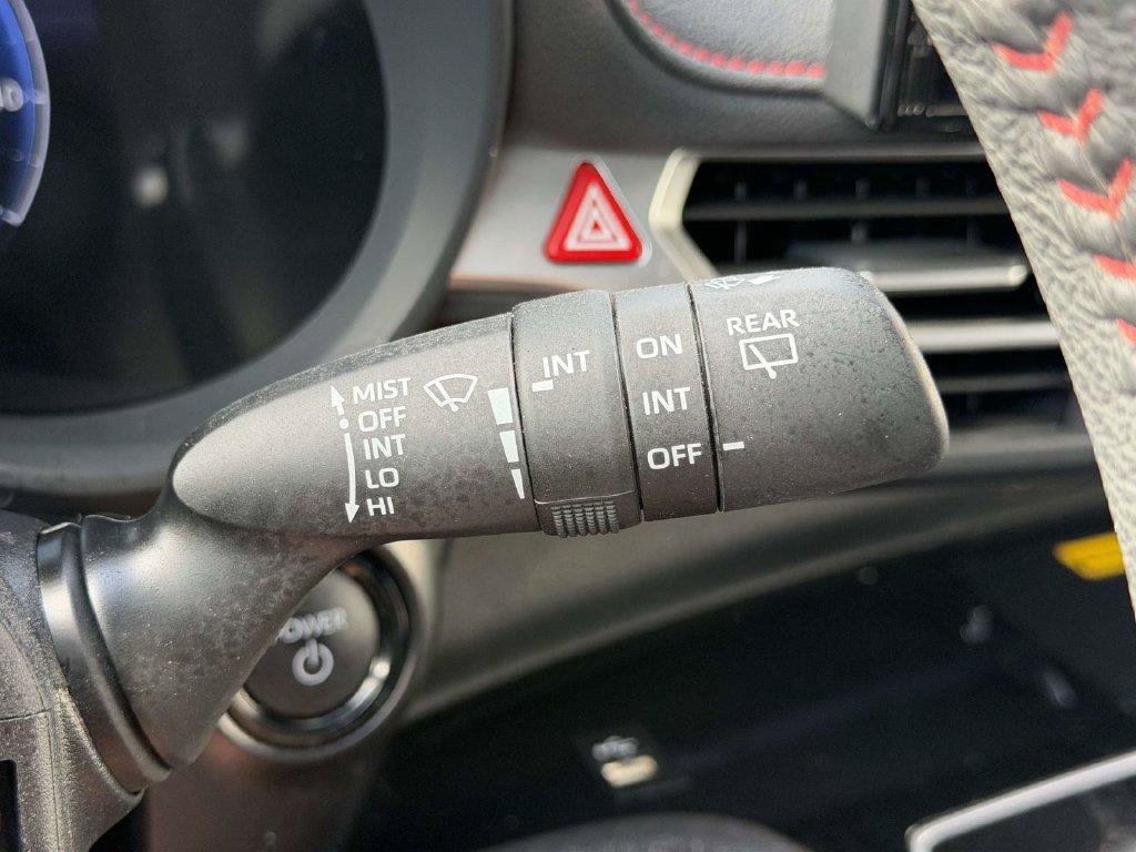 Used 2026 Toyota Sienna XSE AWD/4WD image 18