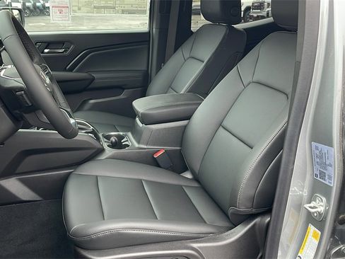 New 2025 GMC Canyon Elevation w/ Convenience Package image 10