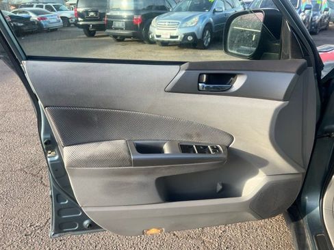 Used 2010 Subaru Forester 2.5X Premium image 14