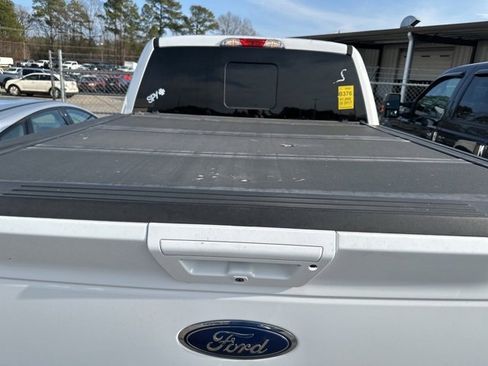 Used 2017 Ford F150 Lariat image 6