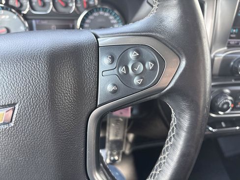 Used 2018 Chevrolet Silverado 1500 LT w/ LT Convenience Package AWD/4WD image 15