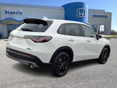 Used 2026 Honda HR-V Sport image 4