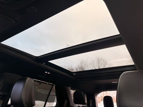 Used 2021 Ford Explorer ST w/ Equipment Group 401A image 31