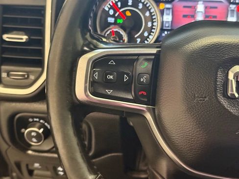 Used 2019 RAM 1500 Laramie image 26