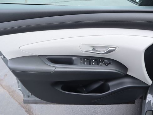 New 2026 Hyundai Tucson SEL FWD image 17