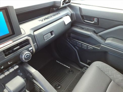 Used 2025 Toyota Tacoma SR w/ Towing Package image 18