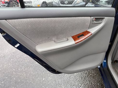 Used 2004 Toyota Corolla CE FWD image 24