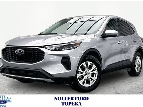 Certified 2023 Ford Escape Active w/ Tech Pack #2 AWD/4WD image 1