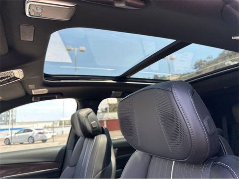 New 2026 Cadillac Vistiq Luxury image 25