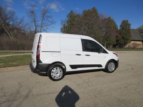 Used 2020 Ford Transit Connect XL image 7