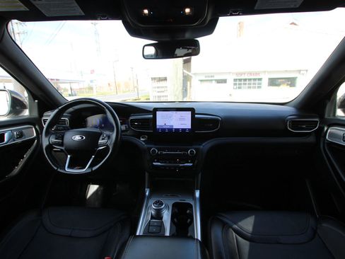 Used 2020 Ford Explorer ST w/ ST Street Pack image 14