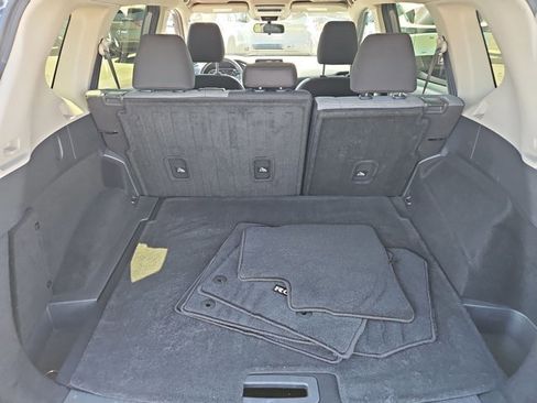 Certified 2023 Nissan Rogue SV FWD image 6
