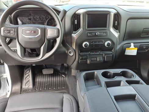 New 2025 GMC Sierra 2500 Pro w/ Convenience Package image 9