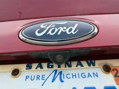Used 2016 Ford Escape SE w/ SE Leather Comfort Package AWD/4WD image 11