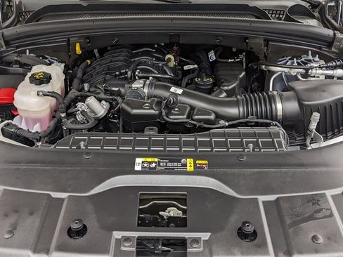 Used 2025 Jeep Grand Cherokee L Limited image 44