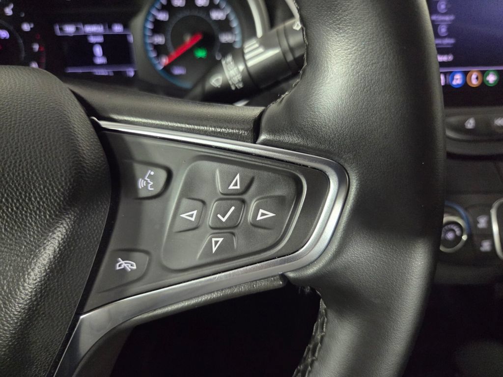 Used 2024 Chevrolet Malibu RS FWD image 17