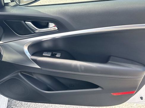 Used 2026 Genesis G70 2.5T RWD image 37