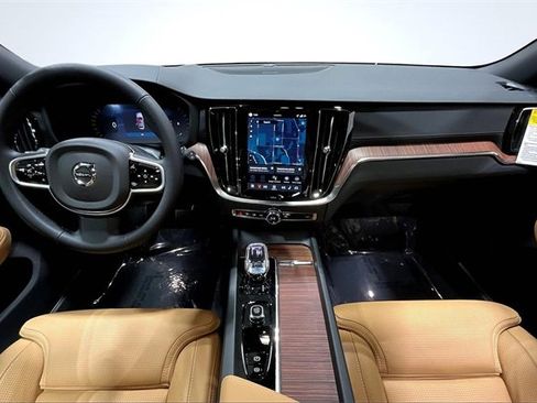 New 2026 Volvo V60 B5 Cross Country Ultra w/ Climate Package image 6