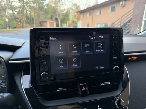 Used 2021 Toyota Corolla SE w/ Carpet Mat Package (TMS) image 19