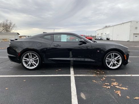 Used 2019 Chevrolet Camaro SS image 8