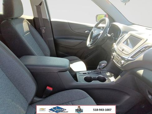 Used 2024 Chevrolet Equinox LT AWD/4WD image 16