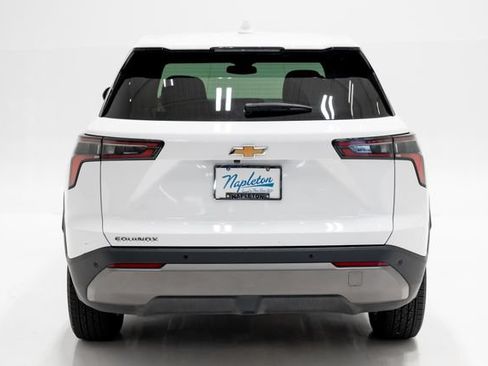 Used 2025 Chevrolet Equinox LT FWD image 32
