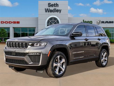 New 2026 Jeep Grand Cherokee Limited image 3