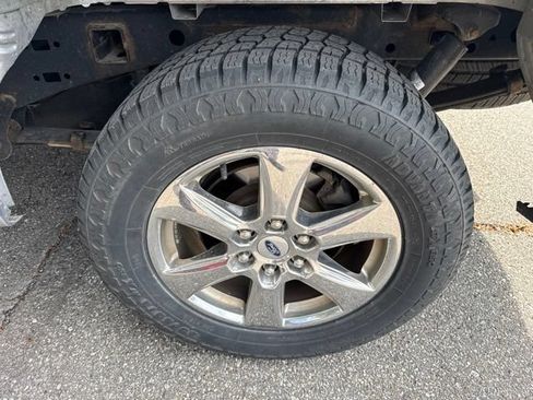 Used 2020 Ford F150 XLT w/ Equipment Group 302A Luxury RWD image 3