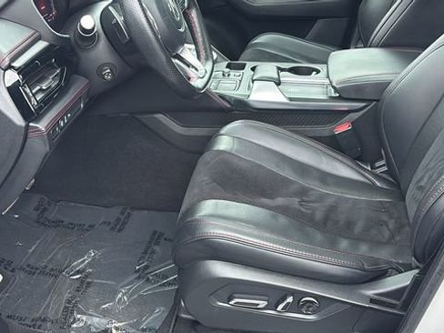 Used 2023 Acura MDX A-Spec image 28