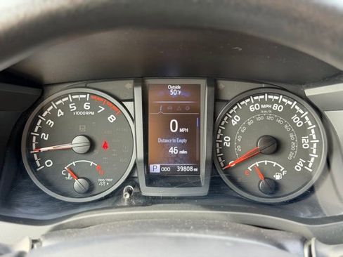 Used 2022 Toyota Tacoma SR w/ SX Package RWD image 8