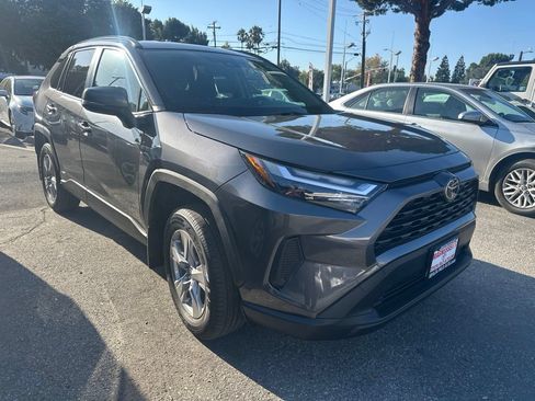 Certified 2025 Toyota RAV4 XLE AWD/4WD image 2