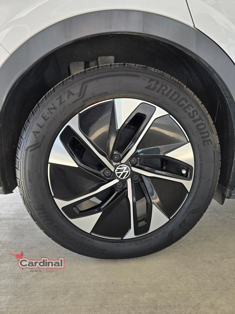 Used 2021 Volkswagen ID.4 Pro S w/ ID.4 Protection Package RWD image 10