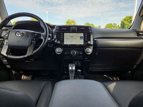 Used 2024 Toyota 4Runner TRD Off-Road Premium w/ Moonroof Package AWD/4WD image 18