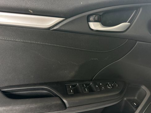 Used 2017 Honda Civic EX image 10