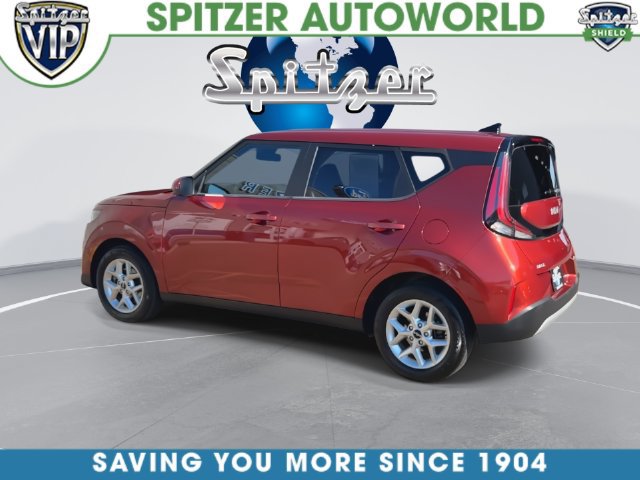 Used 2023 Kia Soul LX w/ LX Technology Package FWD image 10