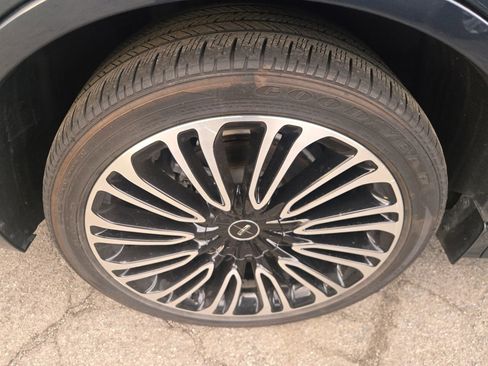 Used 2020 Lincoln Aviator Black Label w/ Dynamic Handling Package image 35