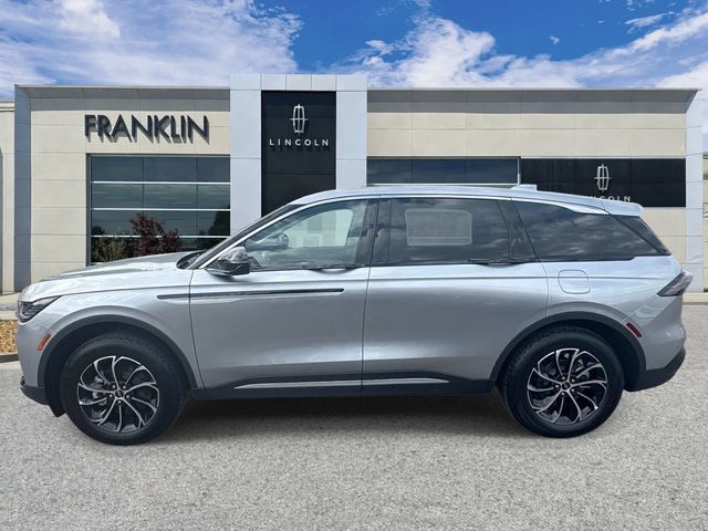 New 2026 Lincoln Nautilus Premier AWD/4WD image 4