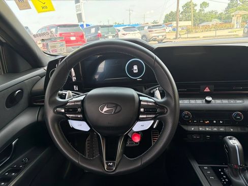 Used 2025 Hyundai Elantra N FWD image 11